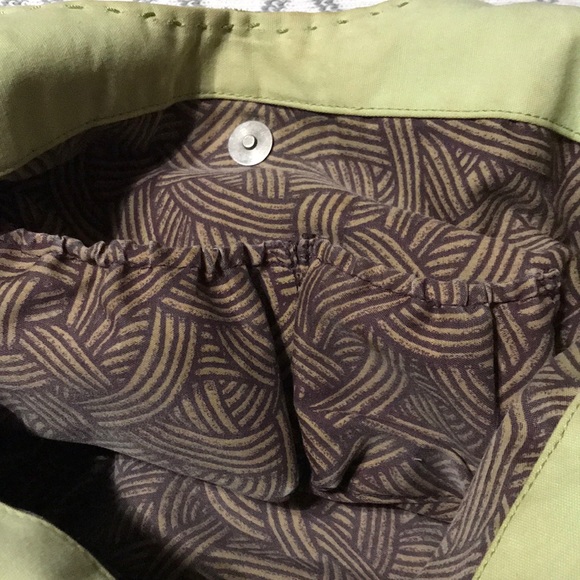 The Sak green bucket bag - Picture 6 of 7